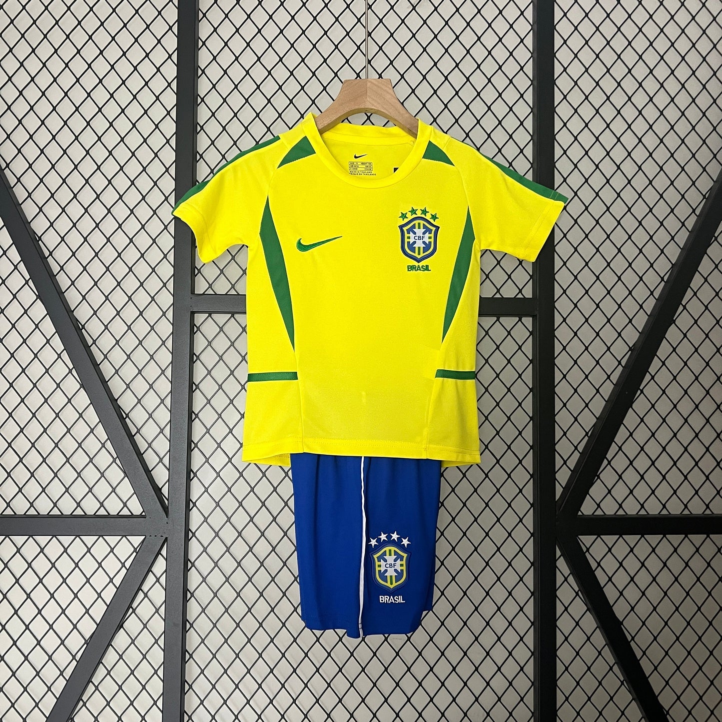 BRASIL I 2002 CONJUNTO INFANTIL (RETRÔ)
