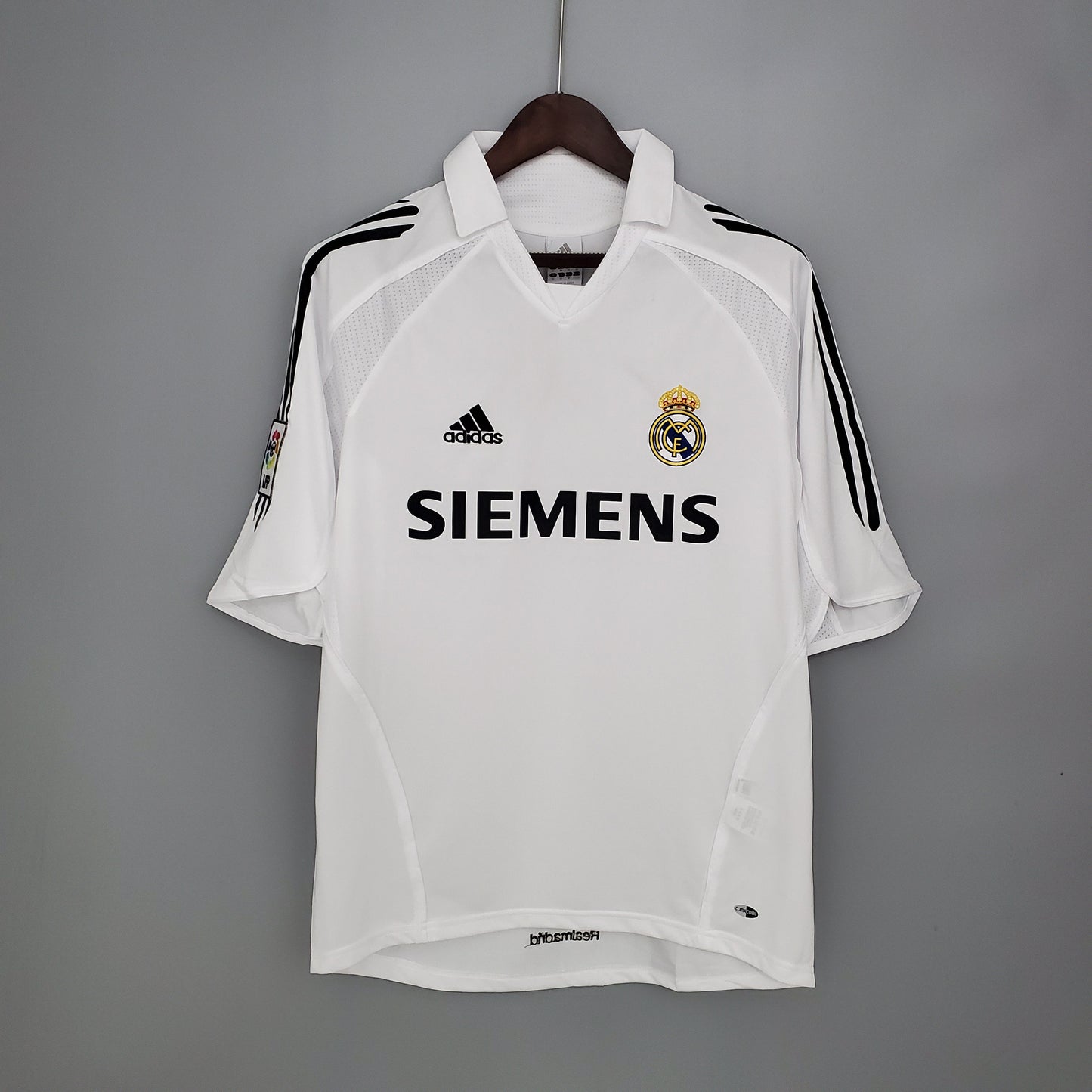 REAL MADRID I 05/06 MASCULINO (RETRÔ)
