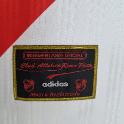 RIVER PLATE I 95/96 MASCULINA (RETRO)