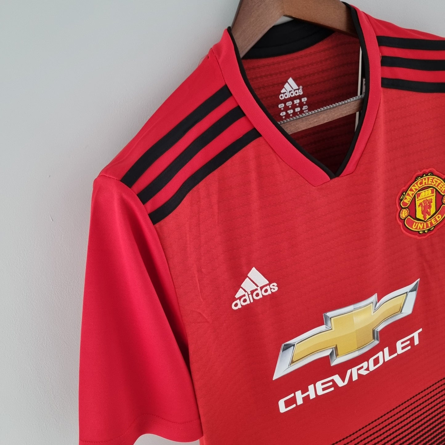 MANCHESTER UNITED I 18/19 MASCULINA (RETRÔ)
