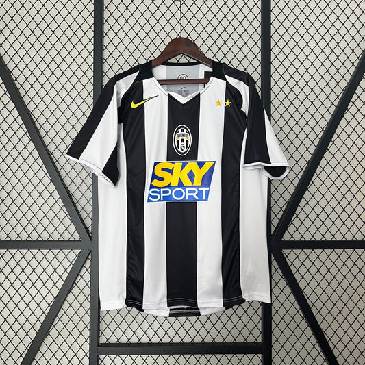 JUVENTUS I 04/05 MASCULINA (RETRÔ)