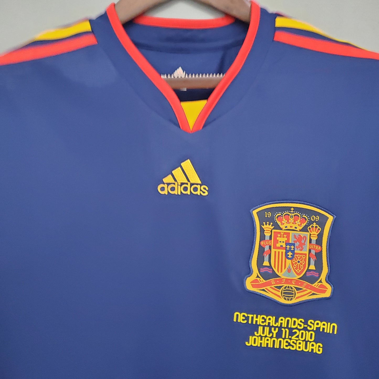 ESPANHA COPA DO MUNDO I 2010 MASCULINA (RETRÔ) MANGA LONGA