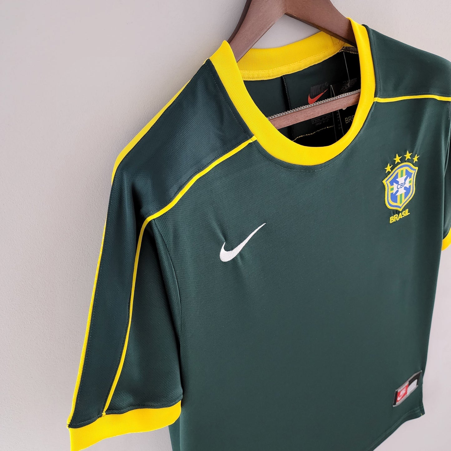 BRASIL GOLEIRO I 98/99 MASCULINO (RETRÔ)