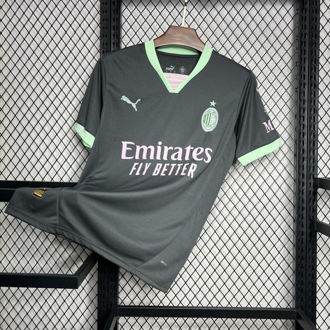 MILAN III 24/25 MASCULINO