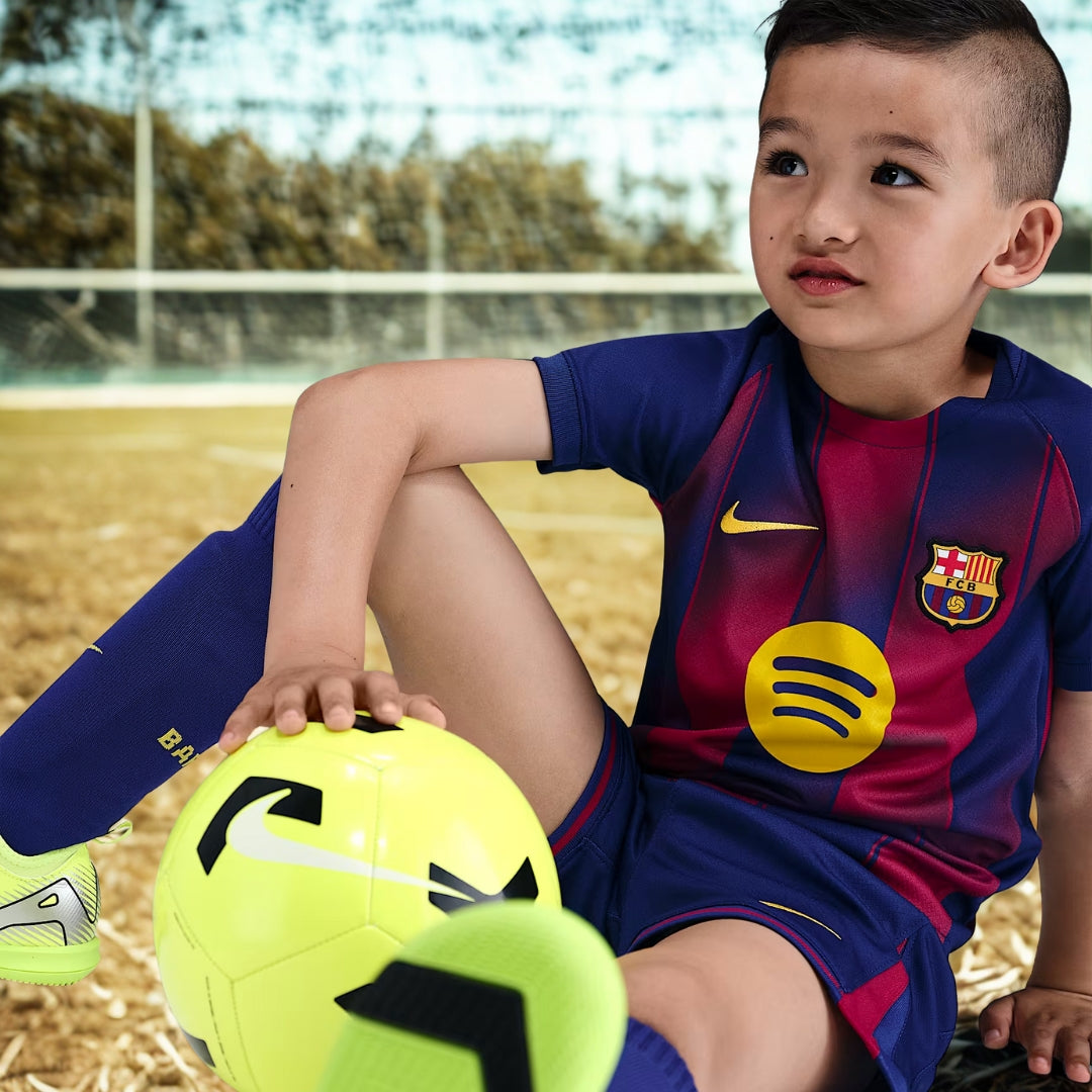 BARCELONA I 25/26 CONJUNTO INFANTIL