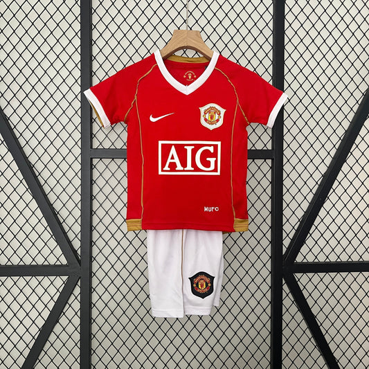 MANCHESTER UNITED I 06/07 CONJUNTO INFANTIL (RETRÔ)
