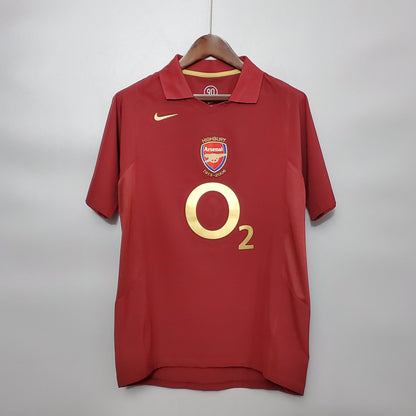 ARSENAL 05/06 II MASCULINA (RETRO)