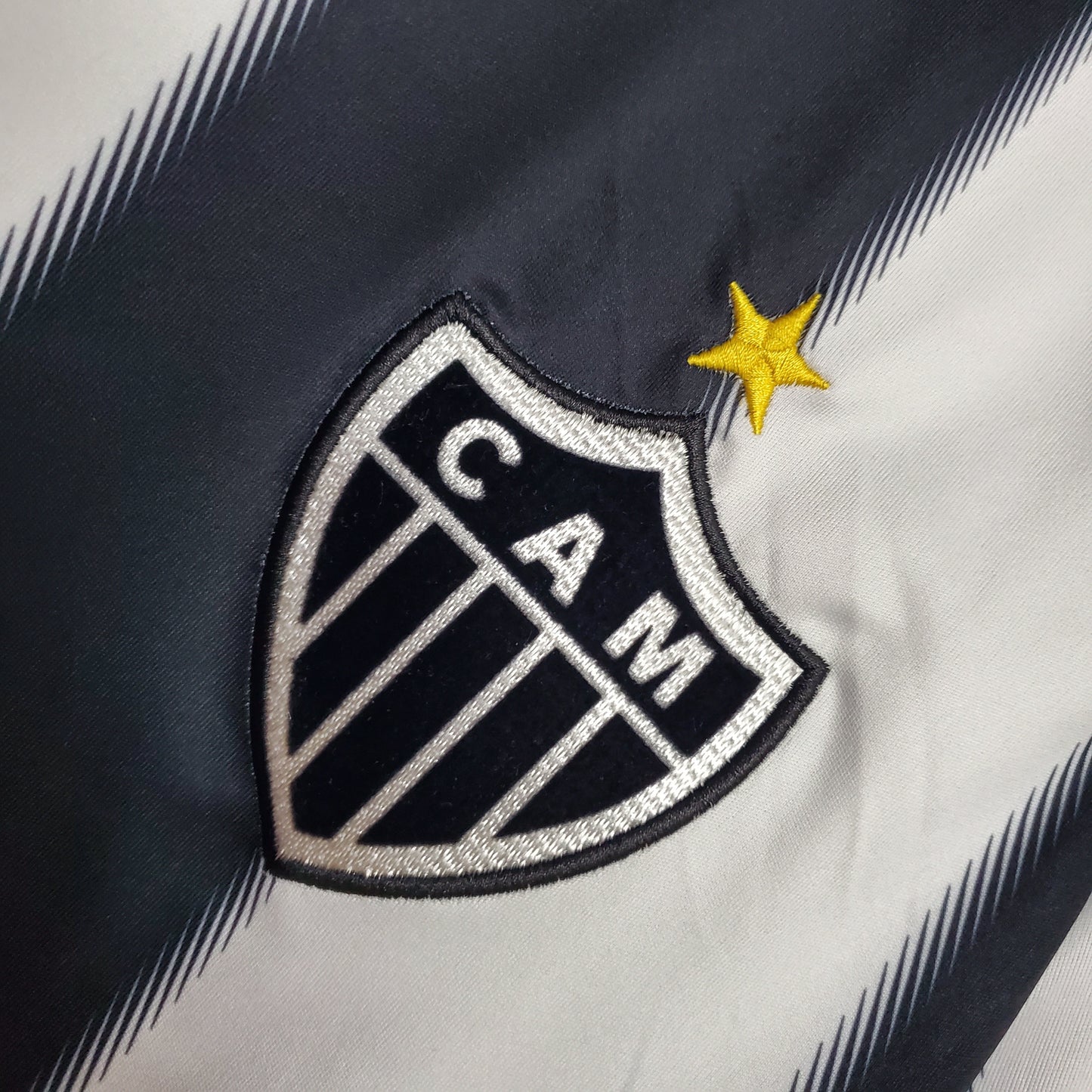 ATLÉTICO MINEIRO II 16/17 MASCULINA (RETRÔ)