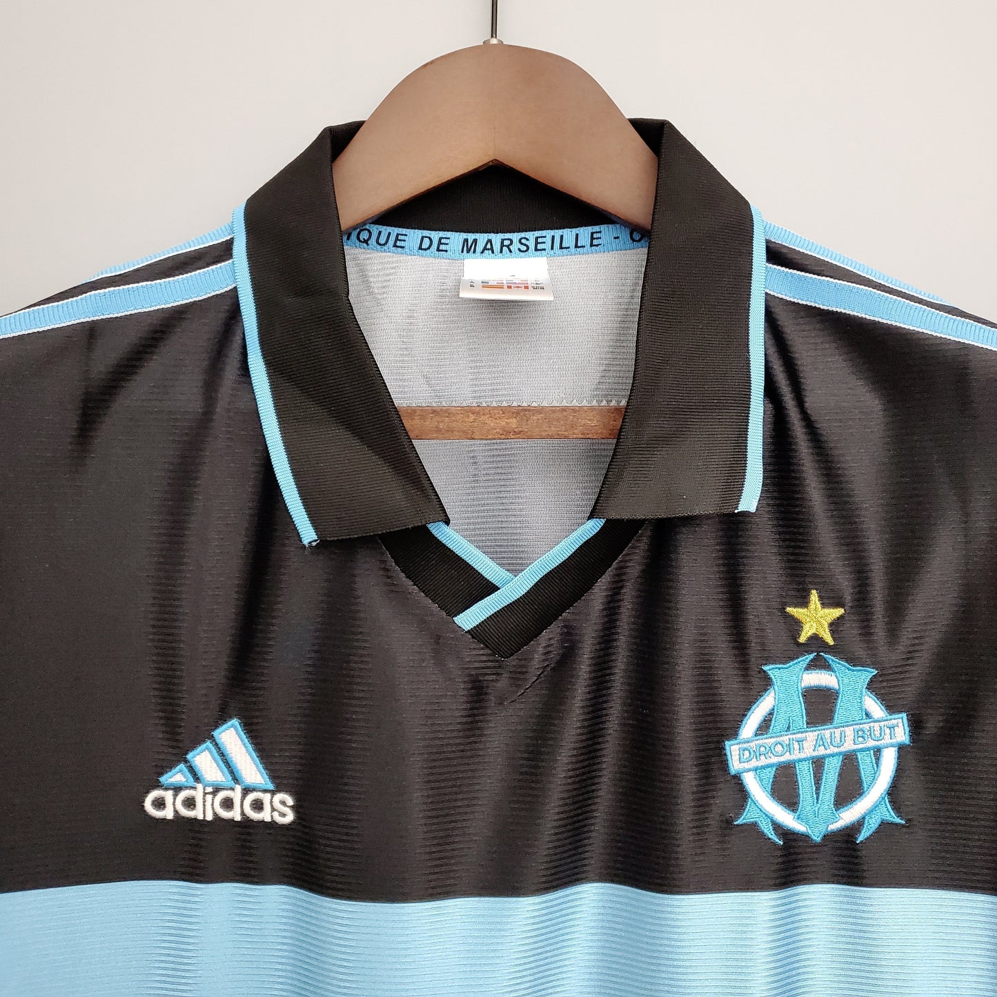 OLYMPIQUE MARSEILLE VI 99/00 MASCULINO (RETRO)
