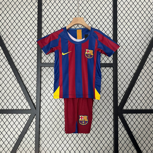 BARCELONA I 05/06 CONJUNTO INFANTIL (RETRÔ)